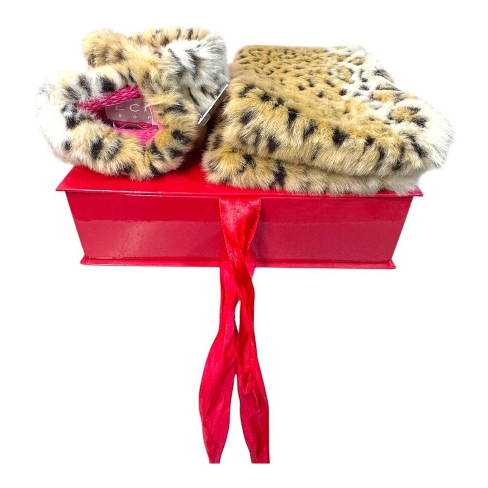 Vintage Echo Soft Pink Knit Scarf Gloves Set Faux Leopard Fur Trim Gift Box NEW
